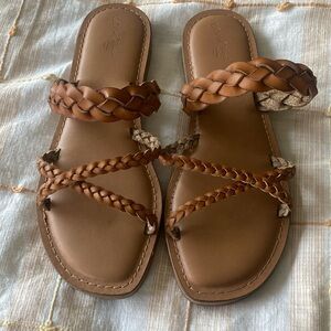 Women’s Sandals